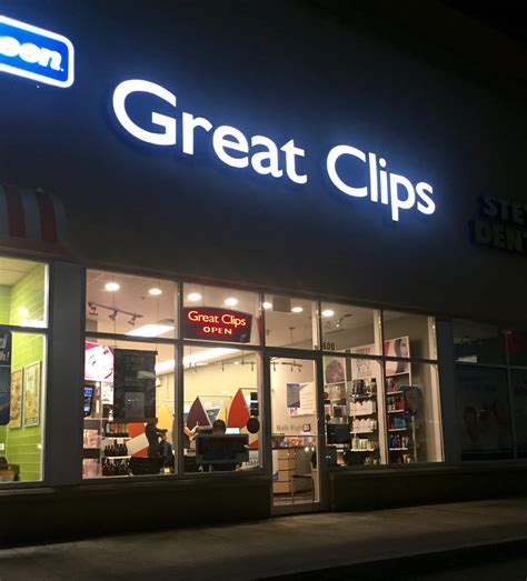 Start your search Let us know where you're looking and we'll let you know the closest salons. . Check in great clips near me